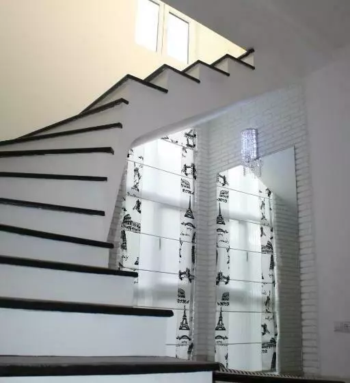 اتاق استاندارد, Delisi