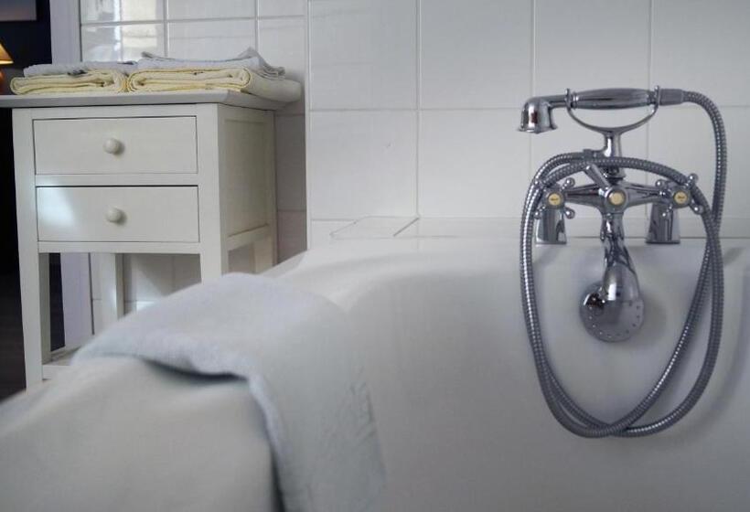 غرفة سوبيريور, Du Saumon