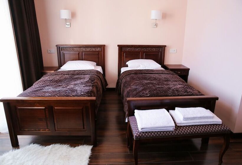 اتاق استاندارد, Dvin