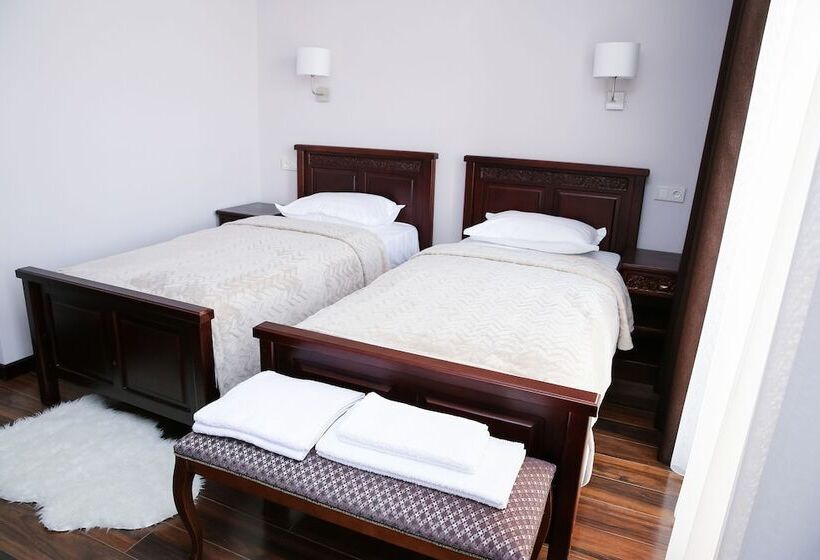 اتاق استاندارد, Dvin