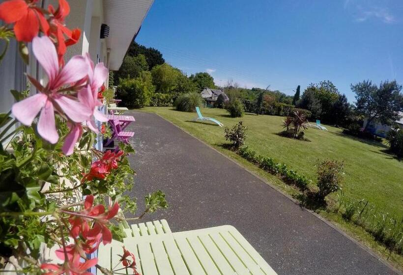 غرفة قياسية ثلاثية مطلة علي الحديقة, Hôtel Heod   Binic   Saint Quay Portrieux