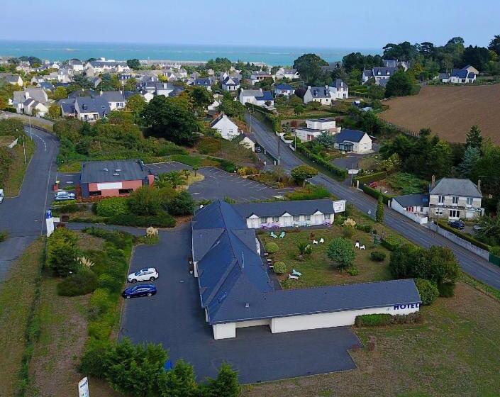 غرفة عائلية مطلّة علي الحديقة, Hôtel Heod   Binic   Saint Quay Portrieux