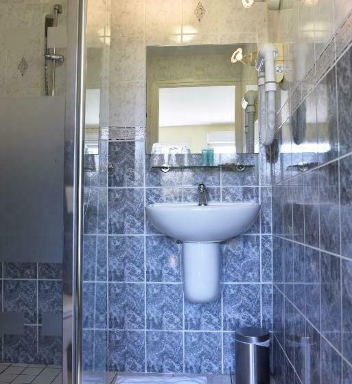 Номер Стандарт Вид на Сад, Hôtel Heod   Binic   Saint Quay Portrieux