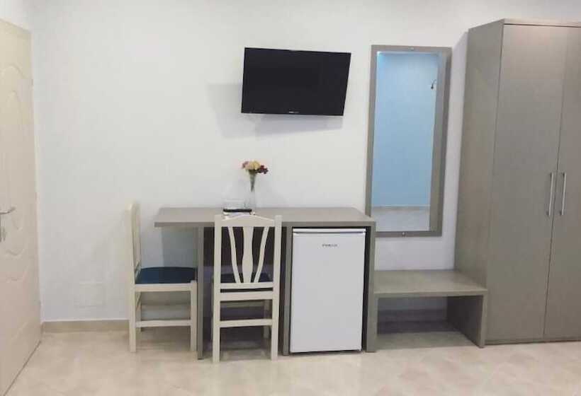 غرفة قياسية ثلاثية, Lakaj