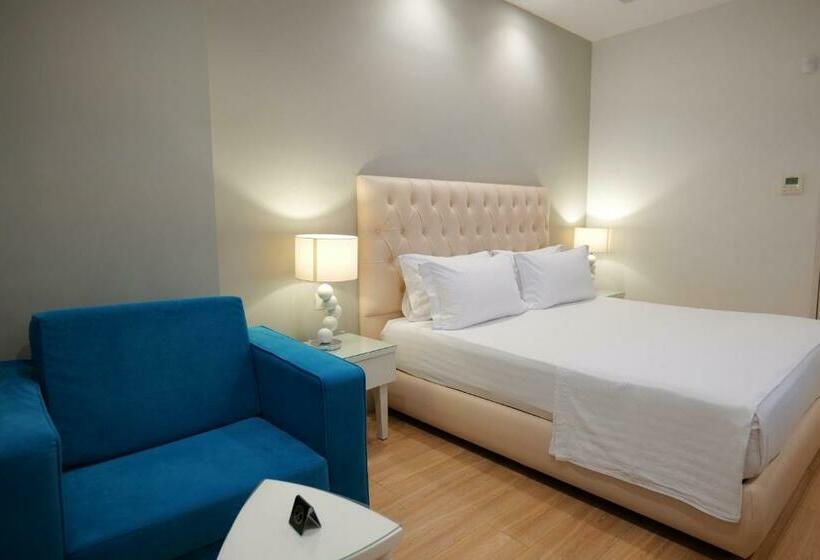 Номер Deluxe с Балконом, Luxury