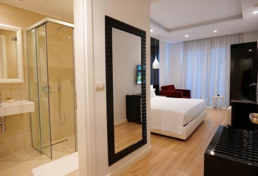 バルコニー付きデラックスルーム, Luxury