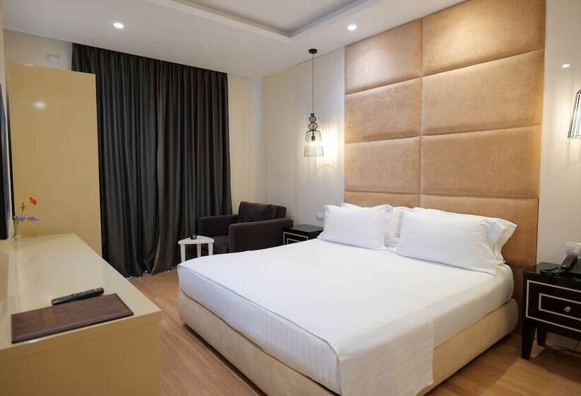 バルコニー付きデラックスルーム, Luxury