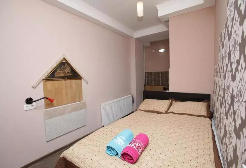 اتاق لوکس یک تخته, Mia B&b Tbilisi