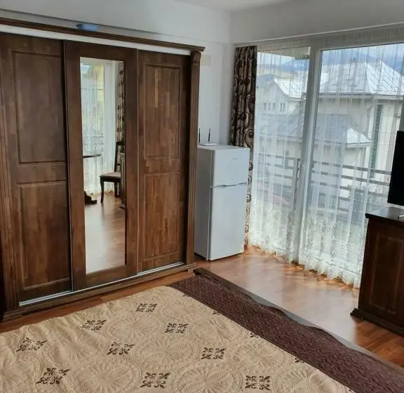Pokój Standard Widok Góry, Casa Ionuț