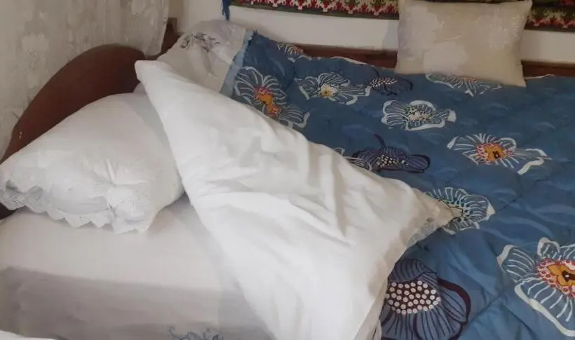 Perhehuone, Guest House In Buhal