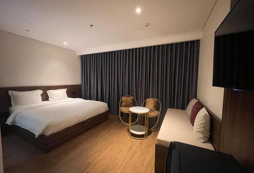 اتاق لوکس با تخت بزرگ, Happy Condotel   Apec Mandala Phu Yen  Phòng 42m2