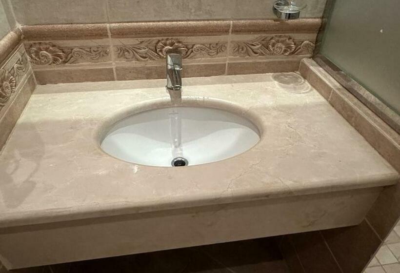 Четырехместный Номер Стандарт, Araek Al Khlood