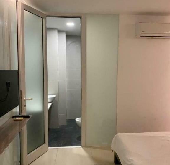 اتاق استاندارد, Holiday Inn