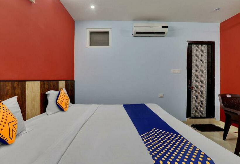 트리플 클래식 룸, Spot On Hotel C S Tower