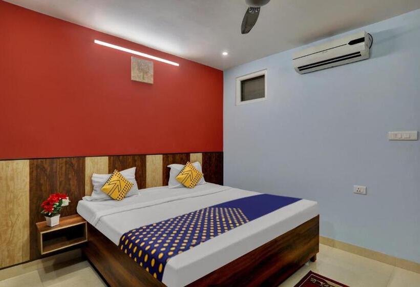 트리플 클래식 룸, Spot On Hotel C S Tower