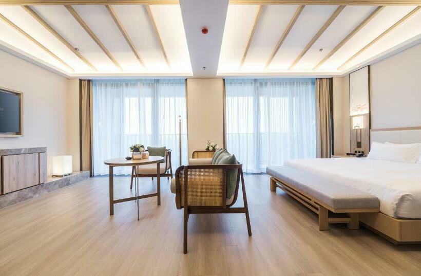 Семейный Номер, Hentique Manna Tangshan