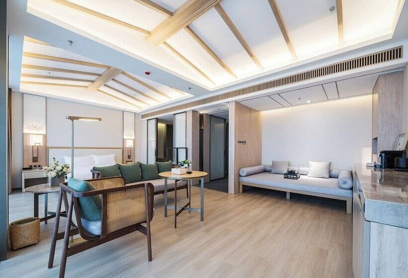 Семейный Номер, Hentique Manna Tangshan