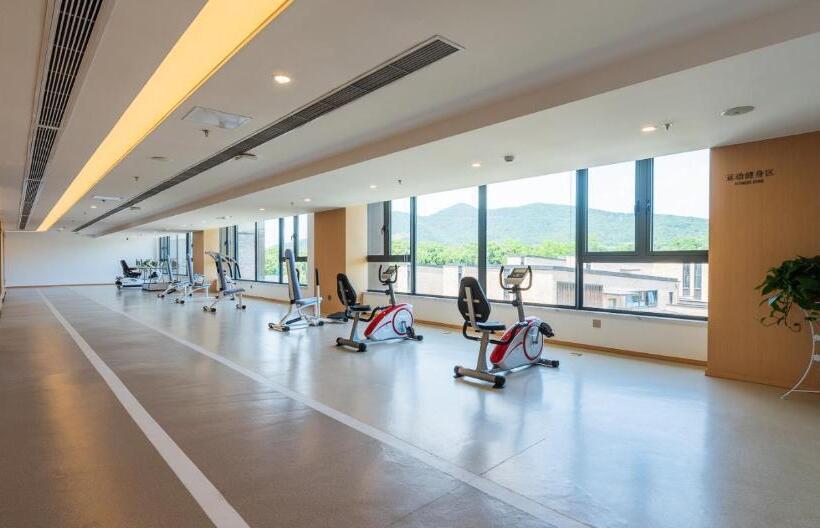 Номер Deluxe, Hentique Manna Tangshan