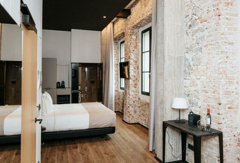 수피리어 룸, Luruna Palacio Larrinaga