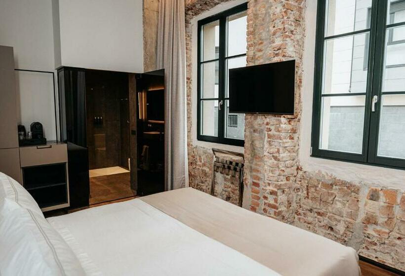 수피리어 룸, Luruna Palacio Larrinaga