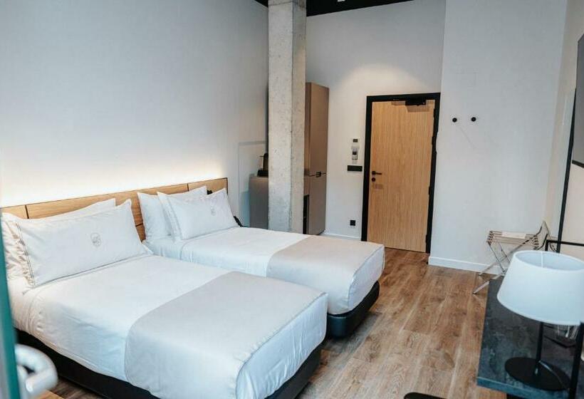 수피리어 룸, Luruna Palacio Larrinaga