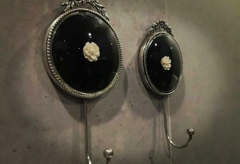 اتاق سوپریور, Forvm Bijouxs