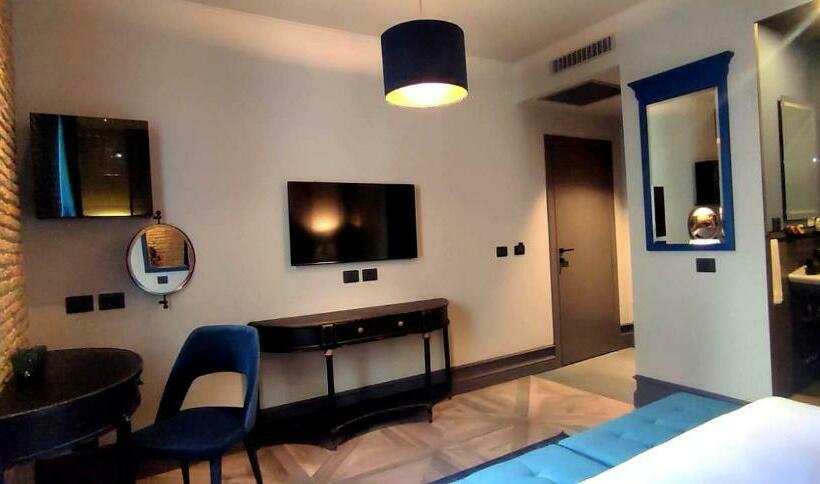 اتاق سوپریور, Forvm Bijouxs