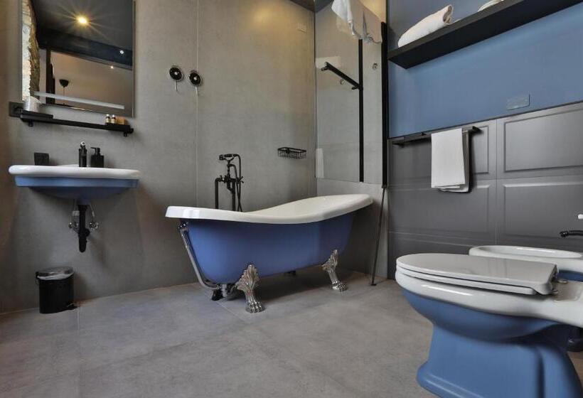 اتاق سوپریور, Forvm Bijouxs