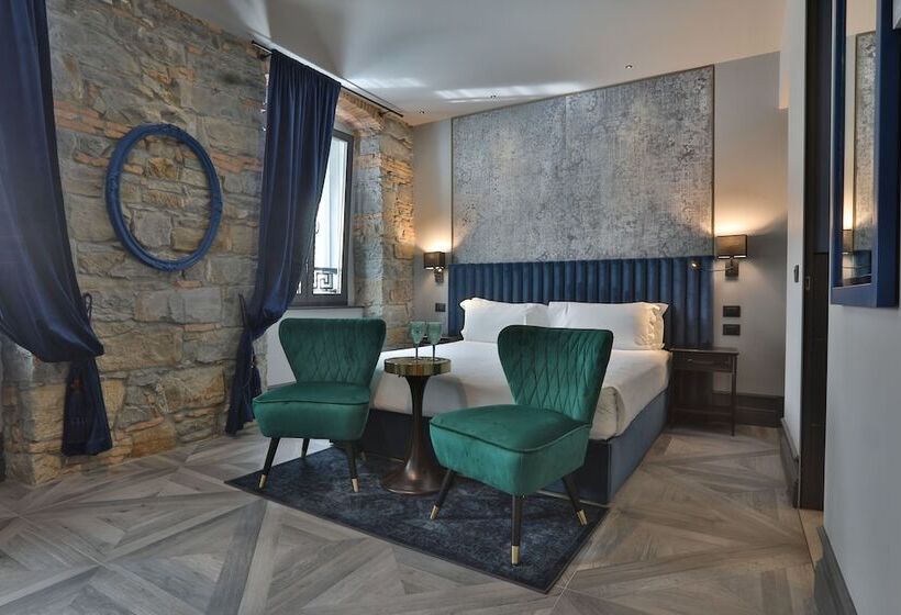 اتاق سوپریور, Forvm Bijouxs