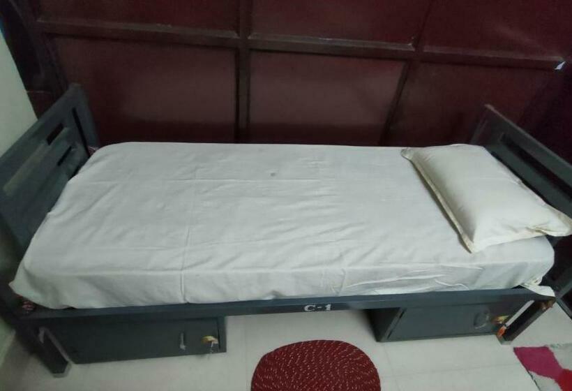 スタンダードシングルルーム, Joynest Guest House