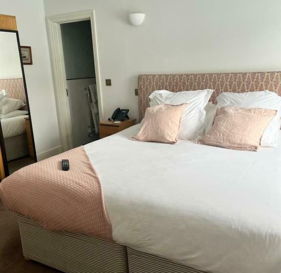 غرفة قياسية, The Salutation Inn