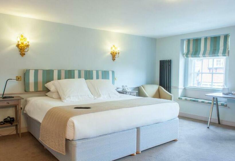 Семейный Номер, The Salutation Inn