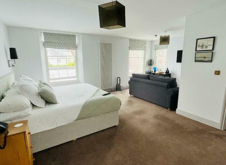 غرفة سوبيريور سرير كينج, The Salutation Inn