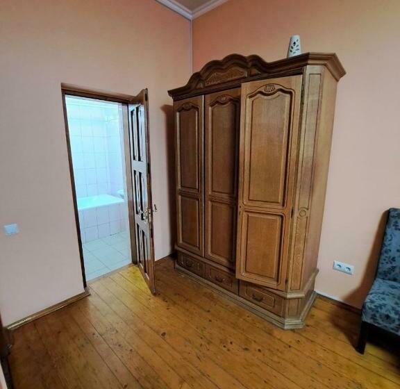 غرفة قياسية, Zatyshok