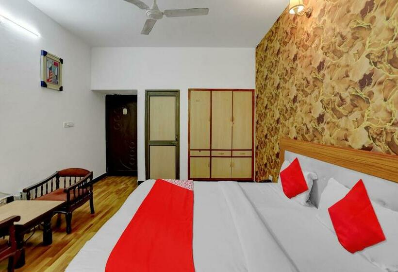 Трехместный Номер Классика, Oyo Flagship 81457 Hotel Bibo Hill View