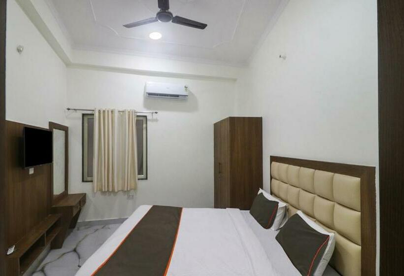 Трехместный Номер Классика, Collection O Hotel Shailly Inn Star