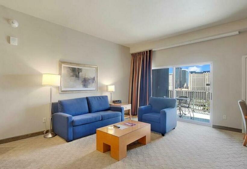 带1个卧室的带阳台的公寓, Condo At Platinum Hotel Strip View