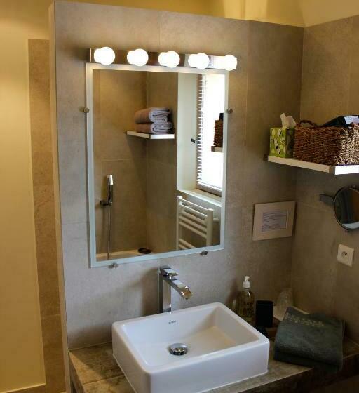 آپارتمان 1 خوابه همکف, B&b La Badelle