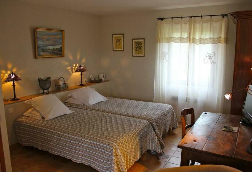 Camera Standard, B&b La Badelle