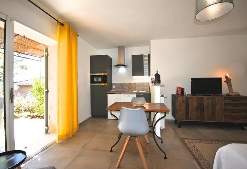 Camera Standard, B&b La Badelle