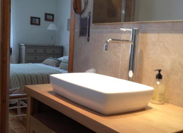 Appartamento 1 Camera da Letto con Balcone, B&b La Badelle