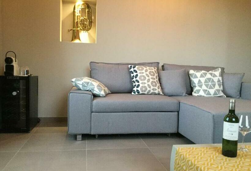 マウンテンビュースイート, Le Clos Saint André