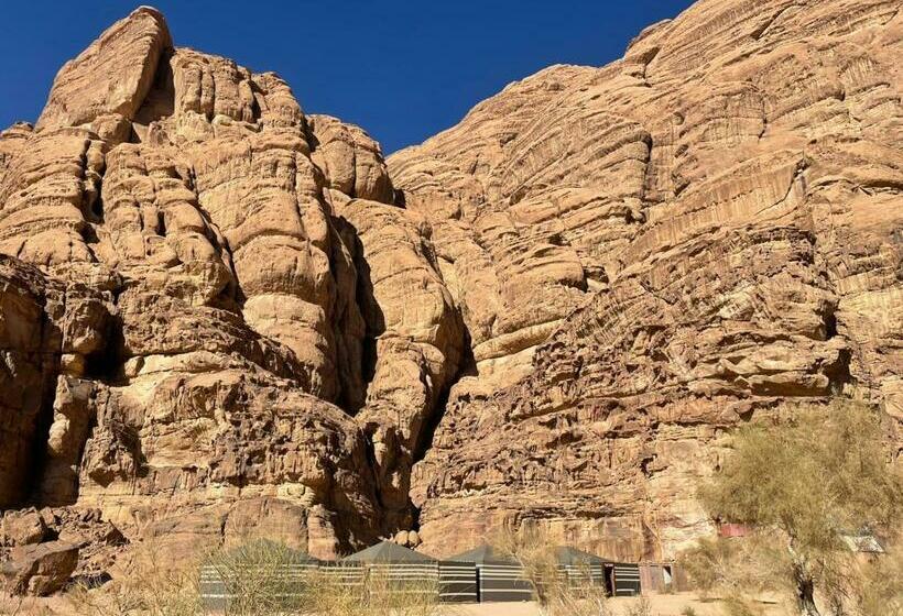 اتاق استاندارد سه نفره, Sky Light Wadi Rum