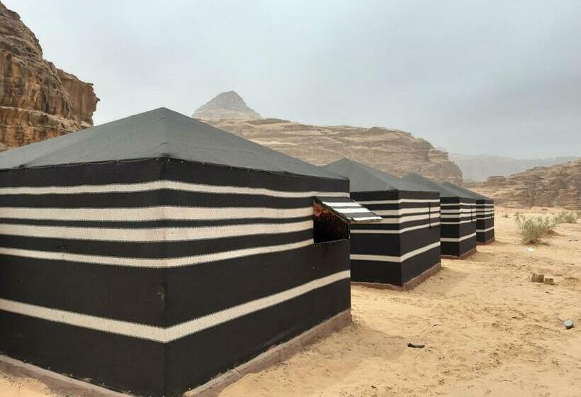 اتاق استاندارد سه نفره, Sky Light Wadi Rum