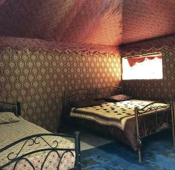 اتاق استاندارد سه نفره, Sky Light Wadi Rum