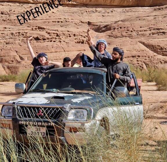 اتاق لوکس چهار تخته, Sky Light Wadi Rum