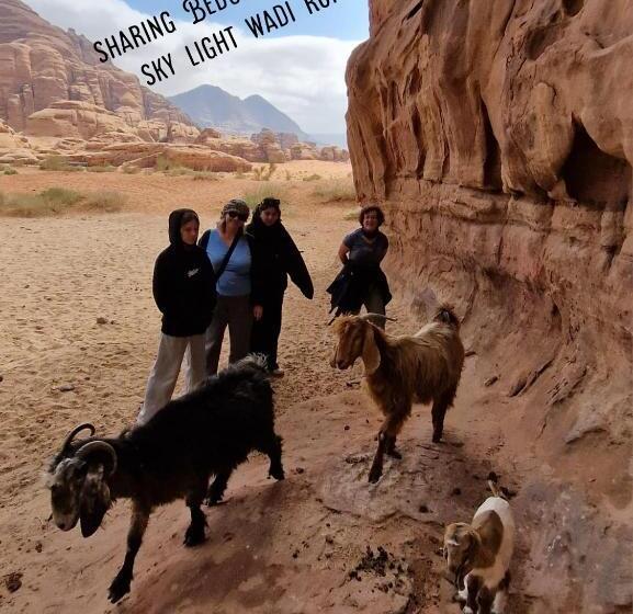 اتاق استاندارد سه نفره, Sky Light Wadi Rum