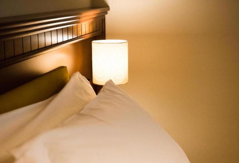 스탠다드 룸, Argjiro