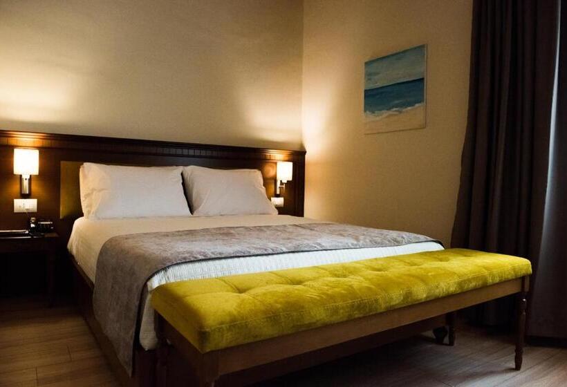 스탠다드 룸, Argjiro