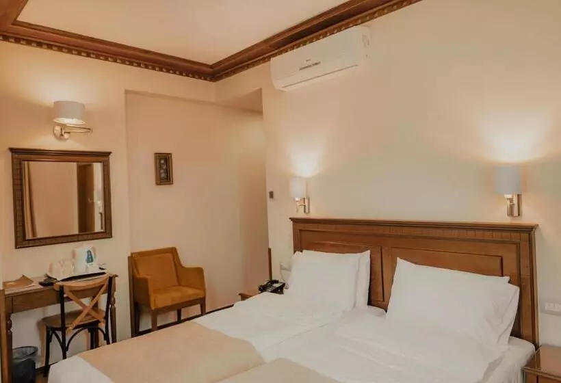 اتاق استاندارد, Argjiro